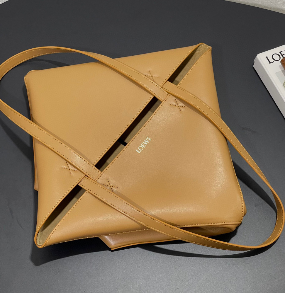 Loewe puzzle fold tote medium