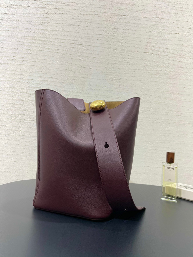 Loewe Pebble bucket