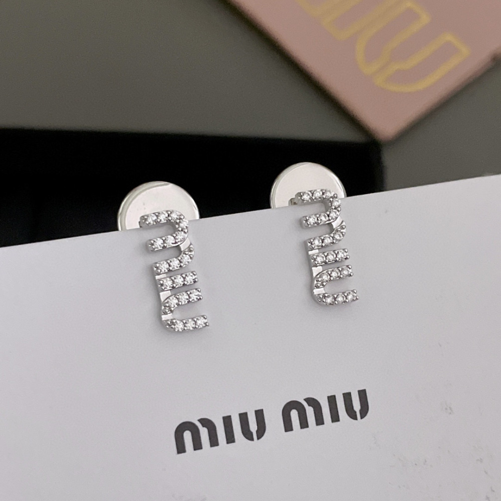 miumiu earring
