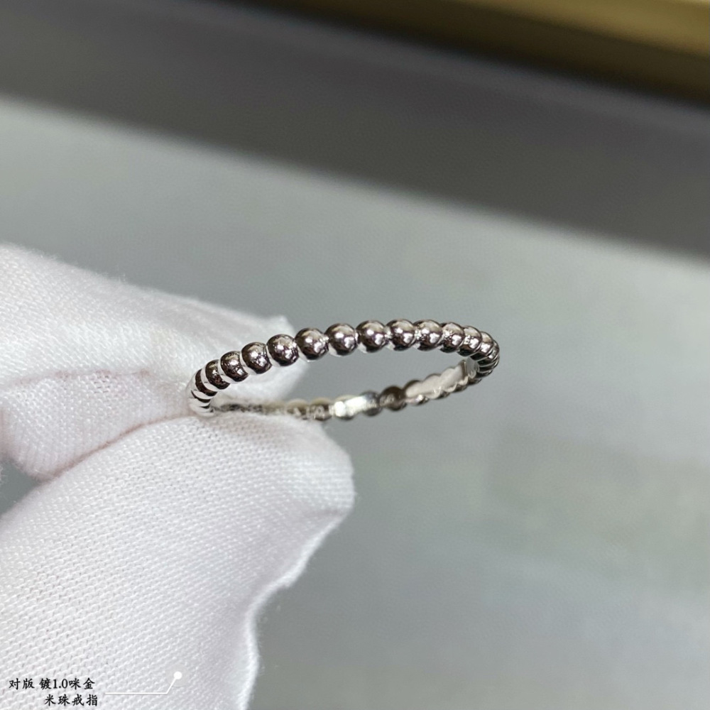 VCA Ring