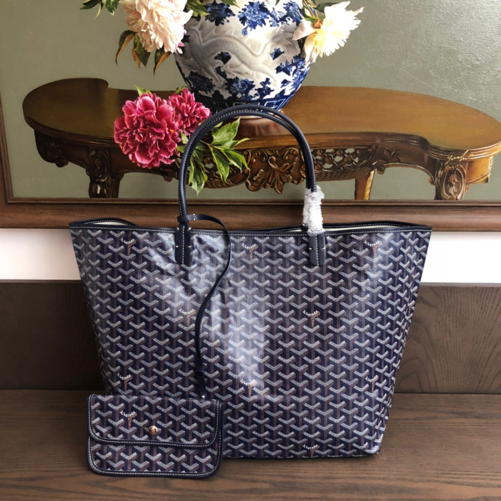Goyard tote