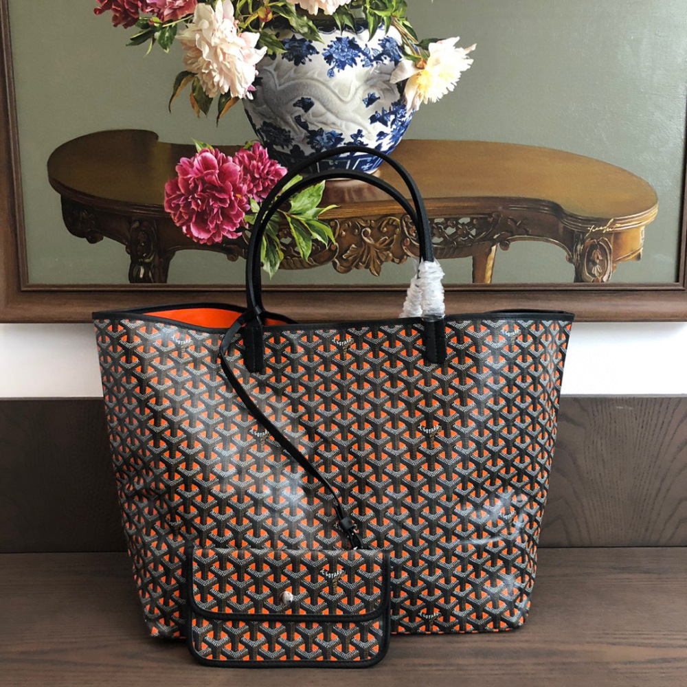 Goyard tote