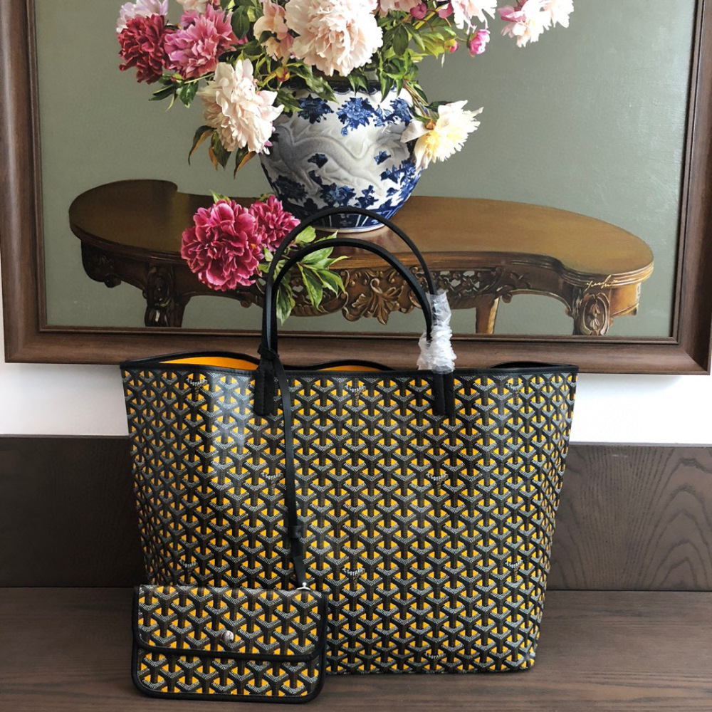 Goyard tote