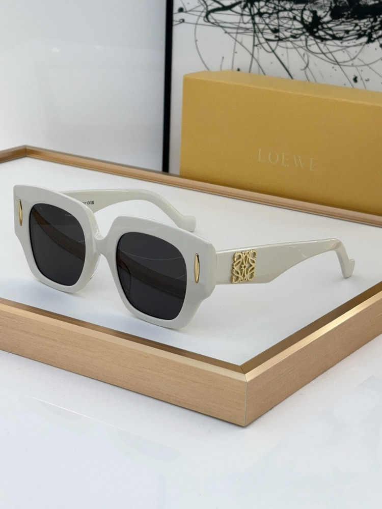 Boutique grade Loewe Sunglasses