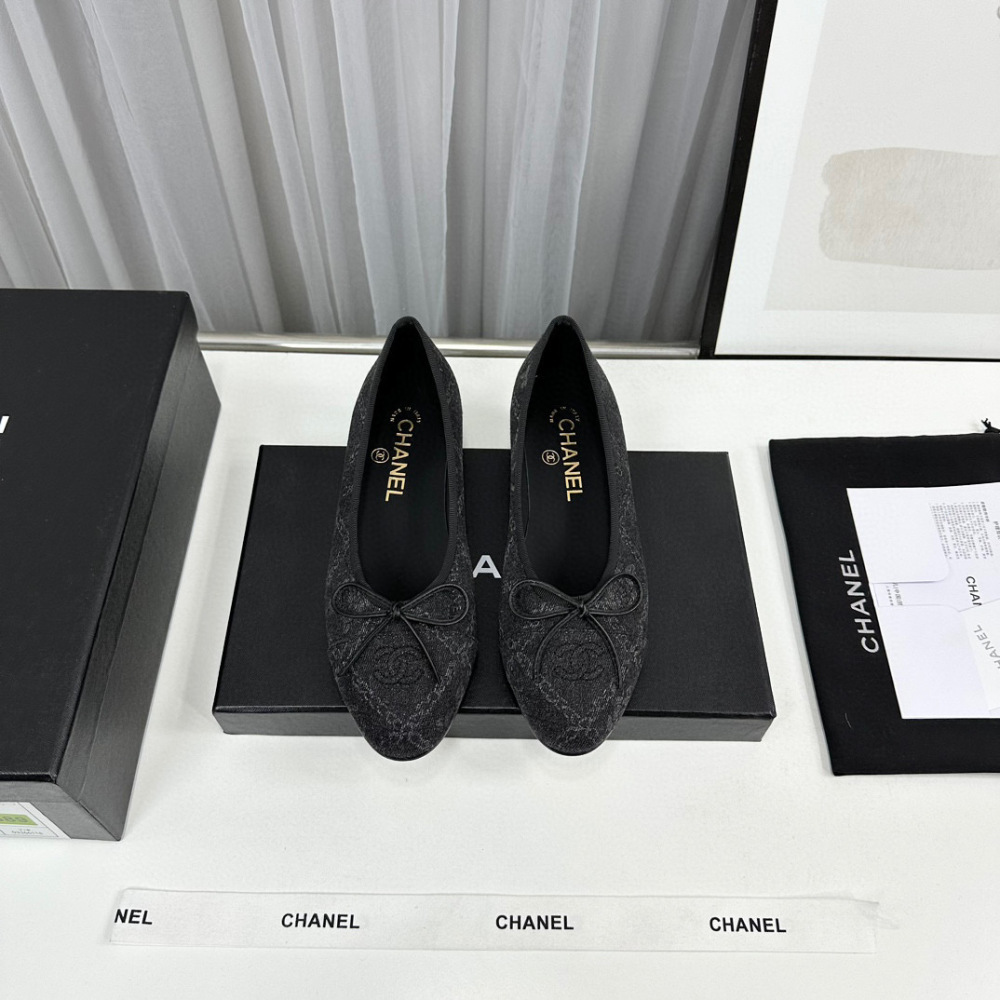 Chanel ballet shoes 