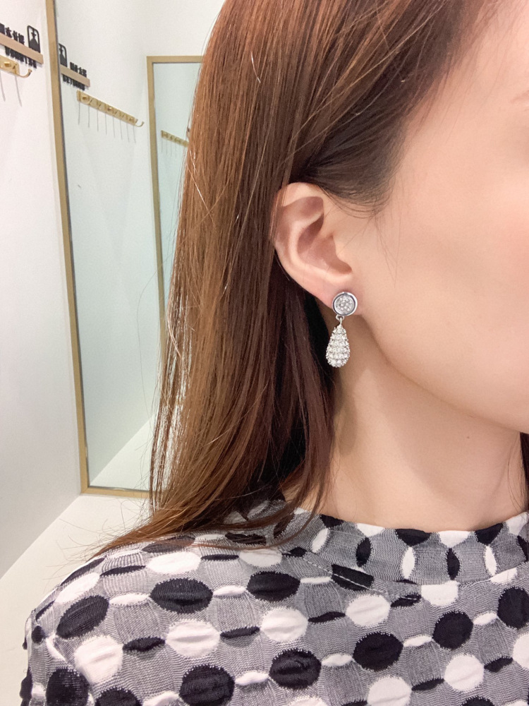 Chanel earring