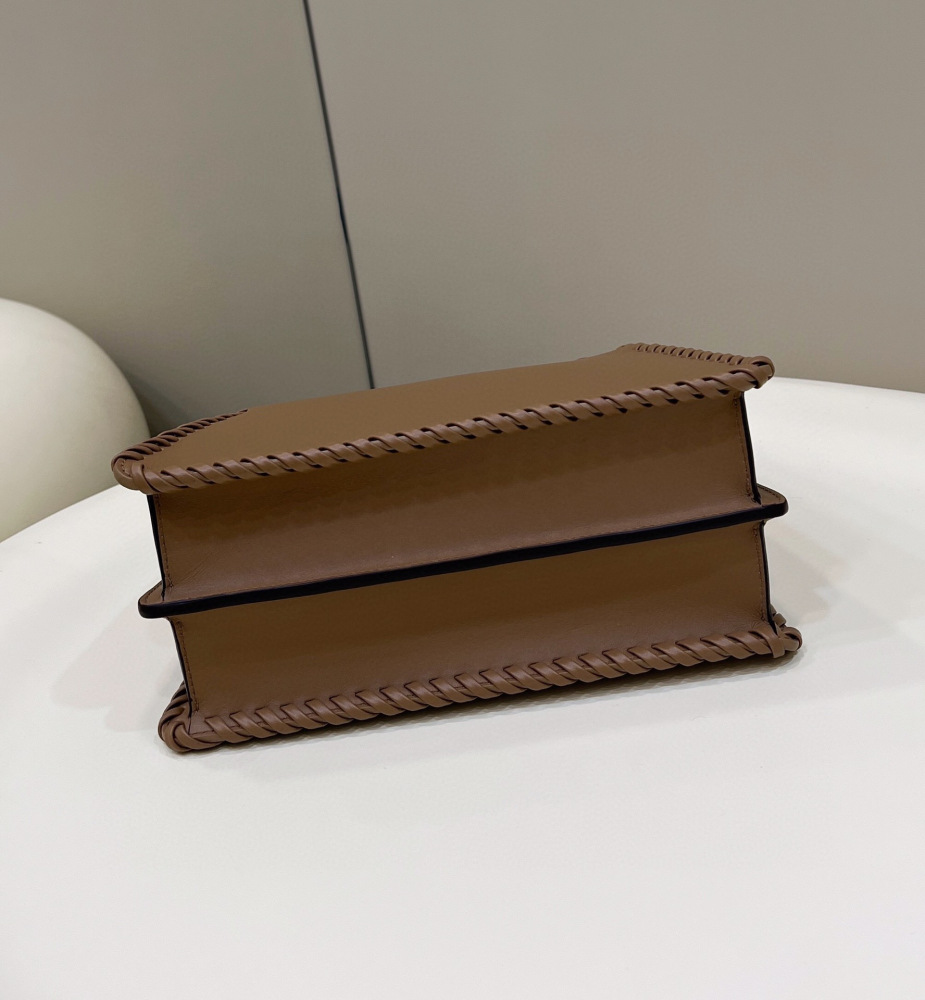 Fendi peekaboo