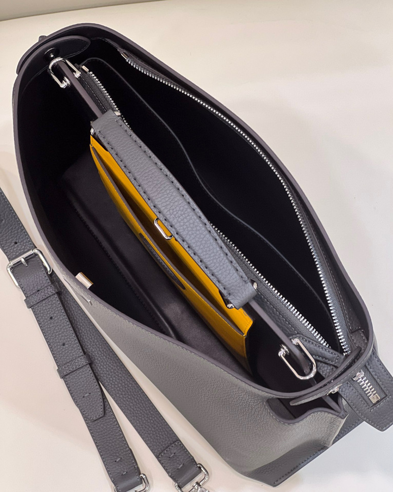 Fendi peekaboo
