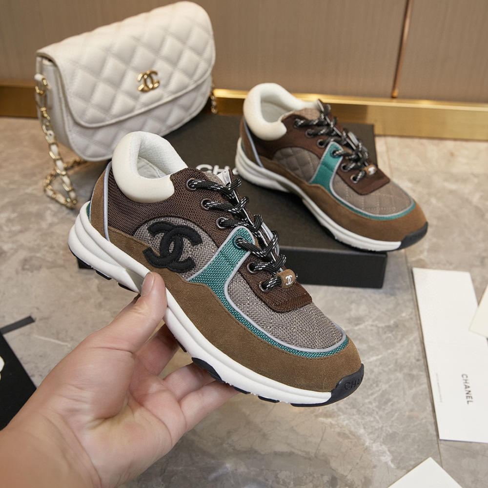 Chanel sneaker