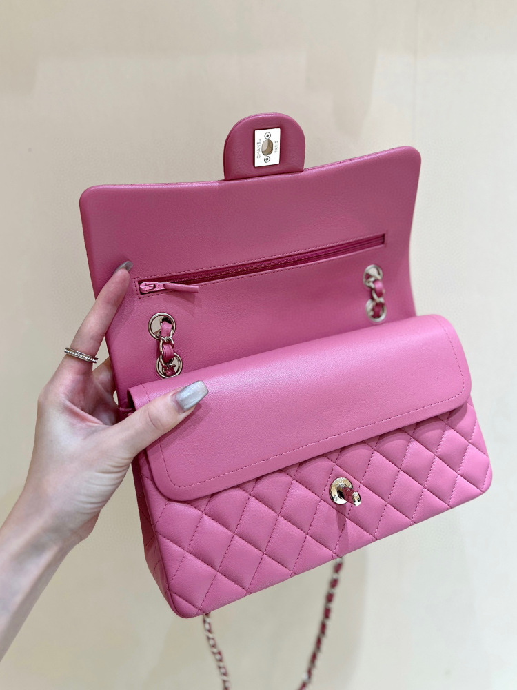 (cc) Chanel Cf medium