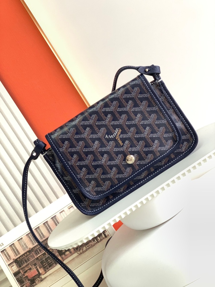 Goyard Plumet pocket wallet?