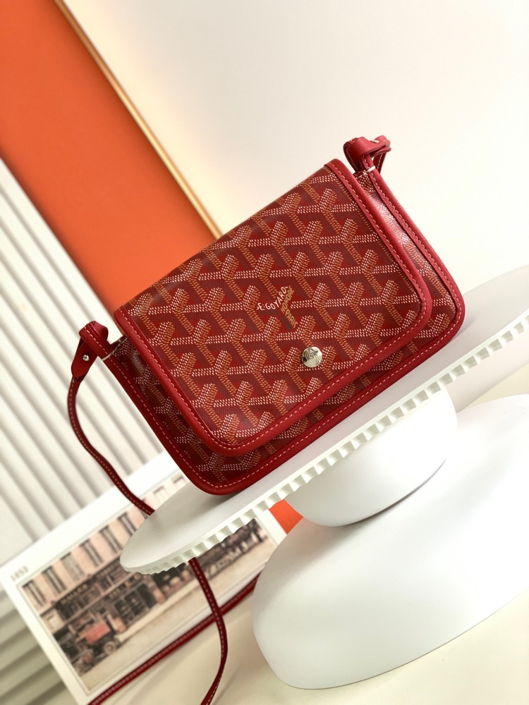 Goyard Plumet pocket wallet?