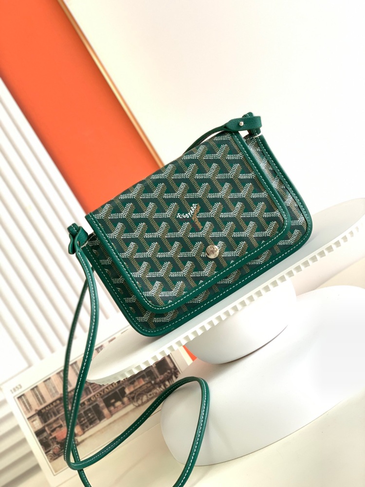 Goyard Plumet pocket wallet?
