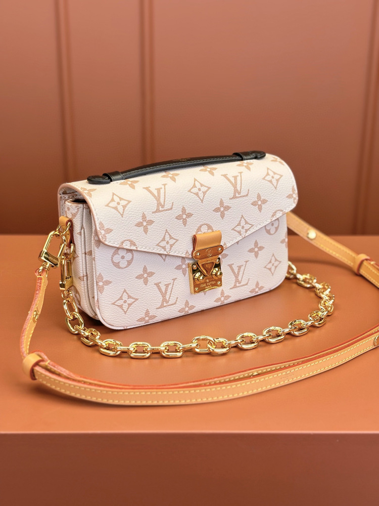 (MB) LV pochette metis east west