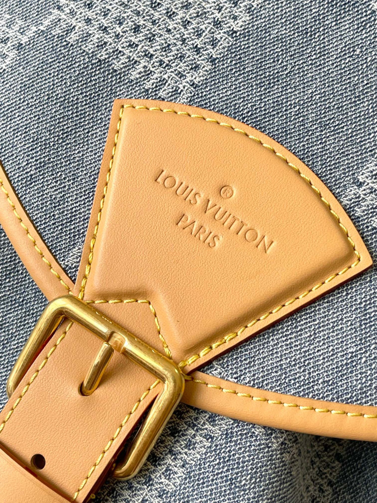 (MB) LV backpack