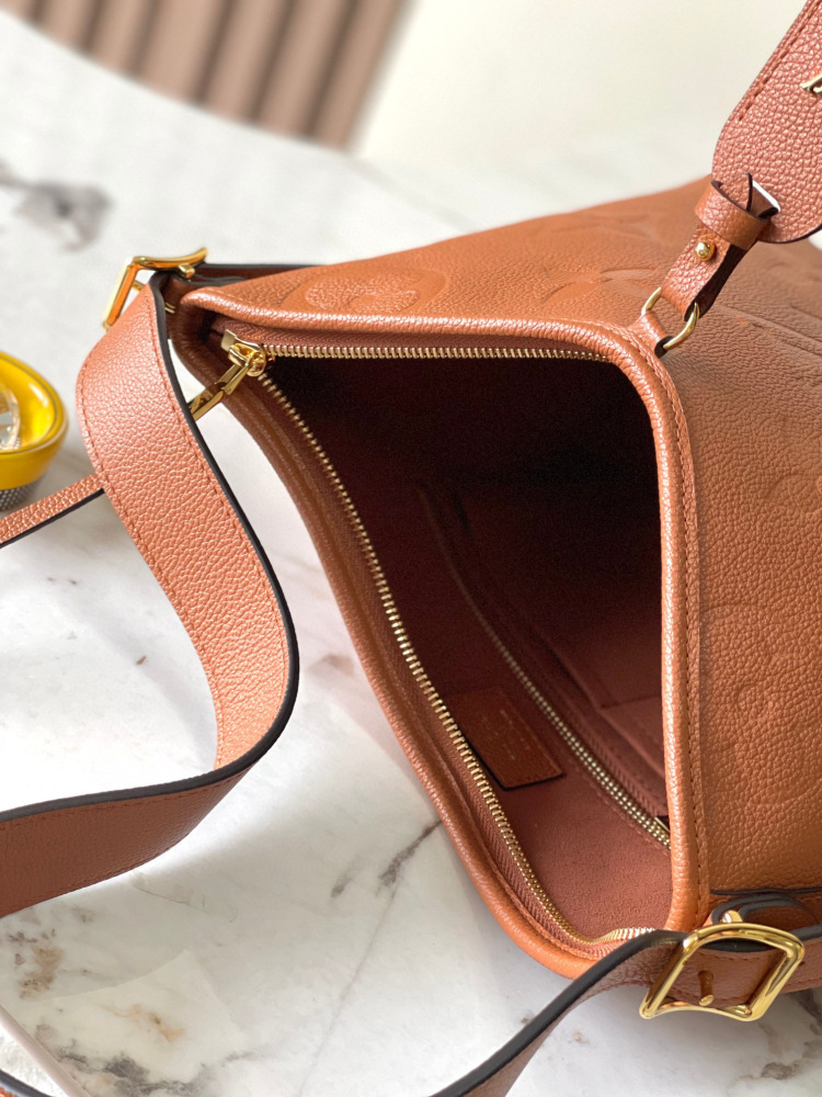 MB  LV carryall