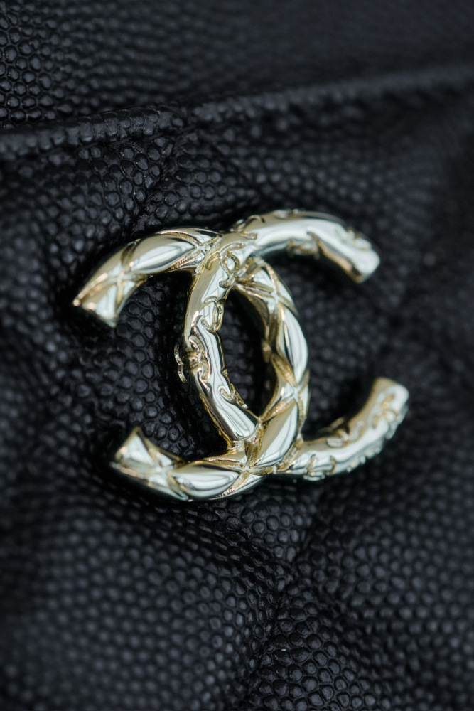 (cc) Chanel 24S card holder