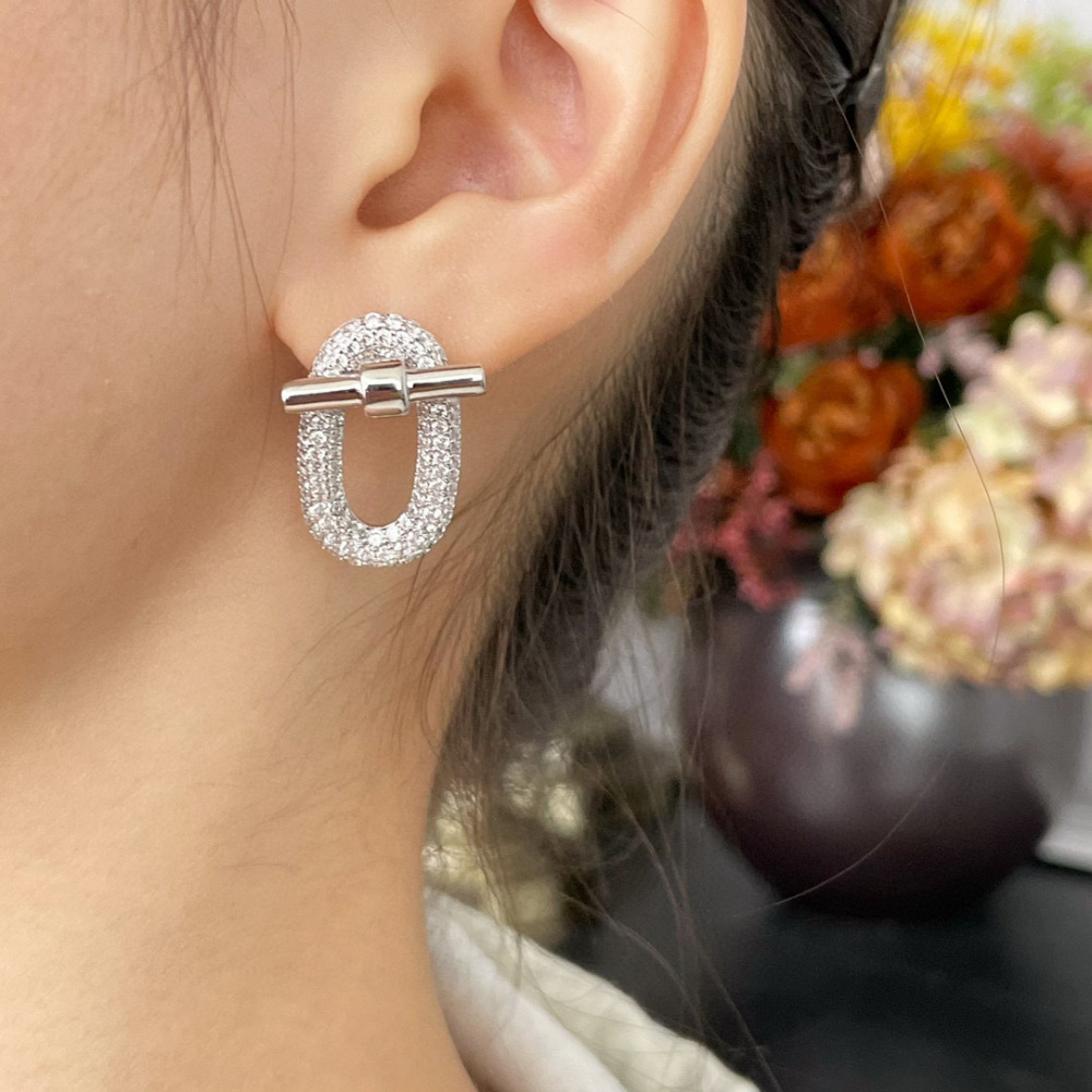 Hermes earring