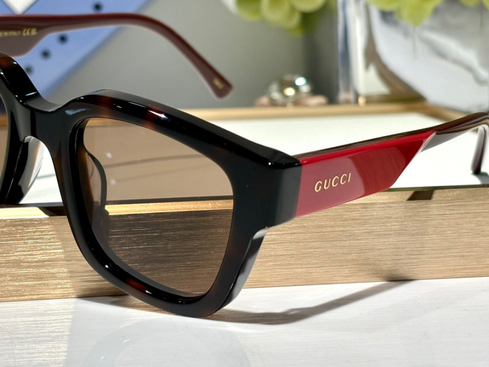 Top grade Gucci sunglasses