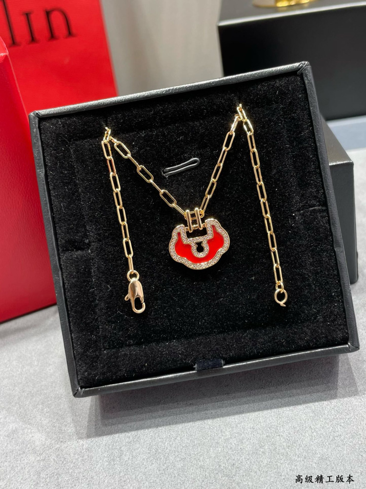 Qeelin YUYI Necklace
