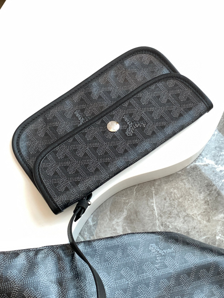 Goyard Jet black tote bag