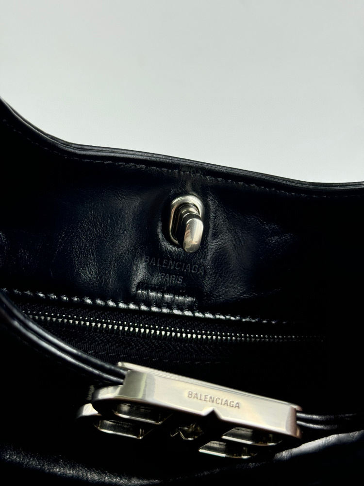Balenciaga BB soft Hobo