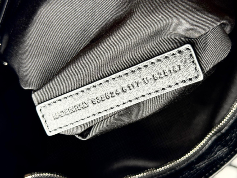 Balenciaga city medium