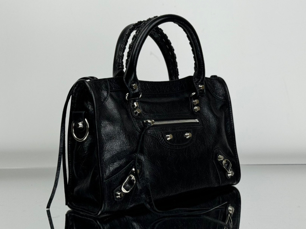 Balenciaga city medium