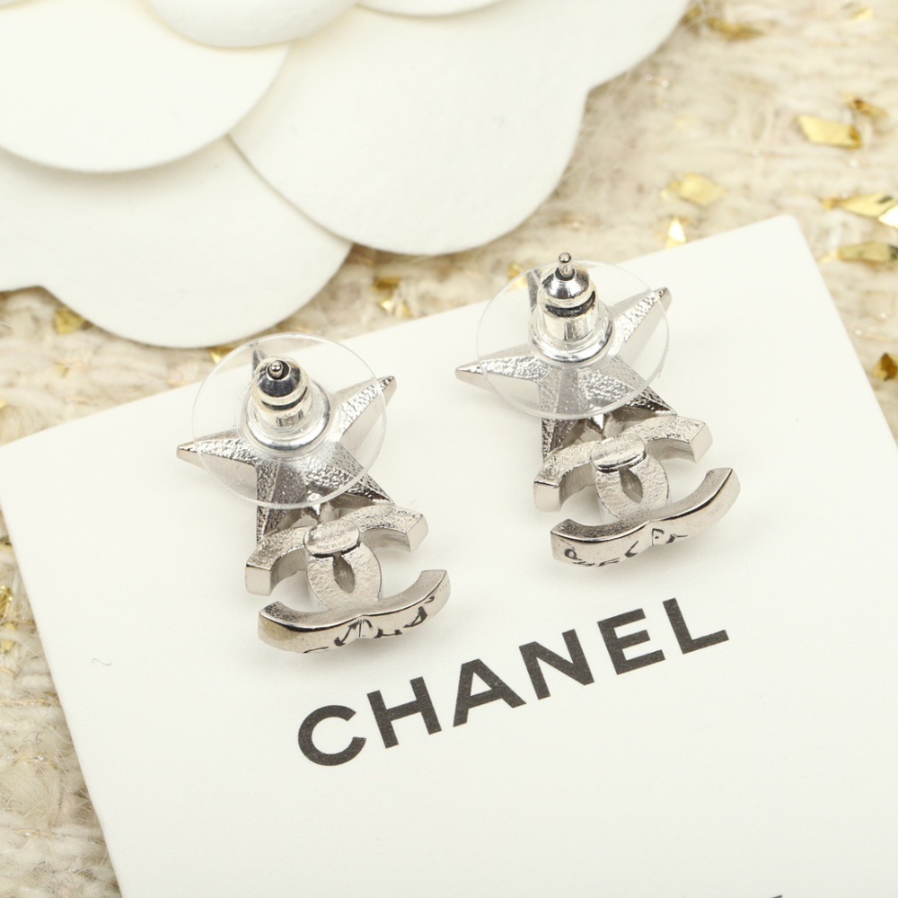 Chanel earring