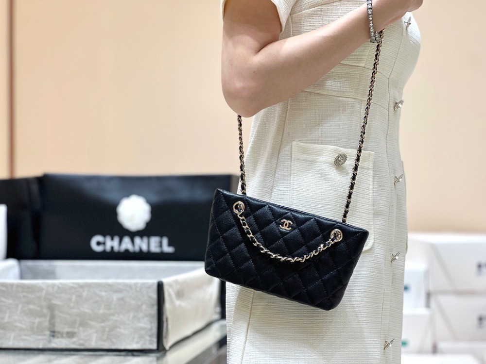 (cc) Chanel 25C mini bag