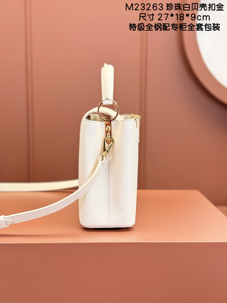 LV capucines small