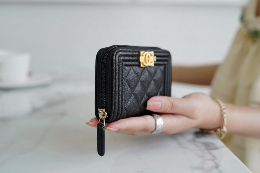 (cc) chanel Card holder