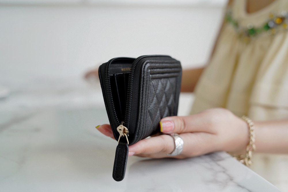 (cc) chanel Card holder