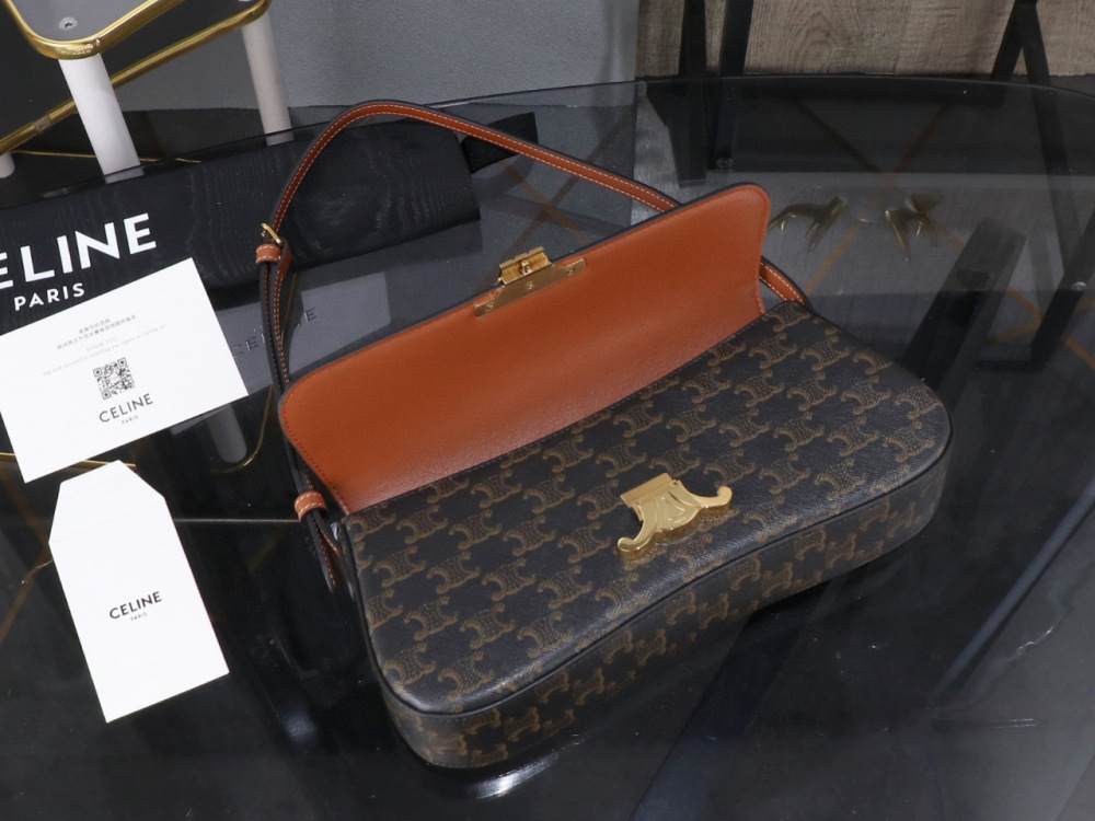 Celine LOLA medium