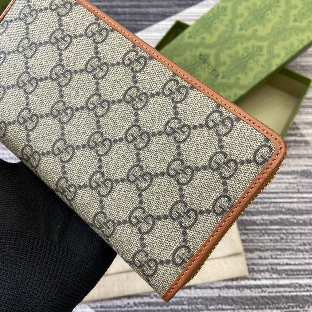 Gucci Long wallet