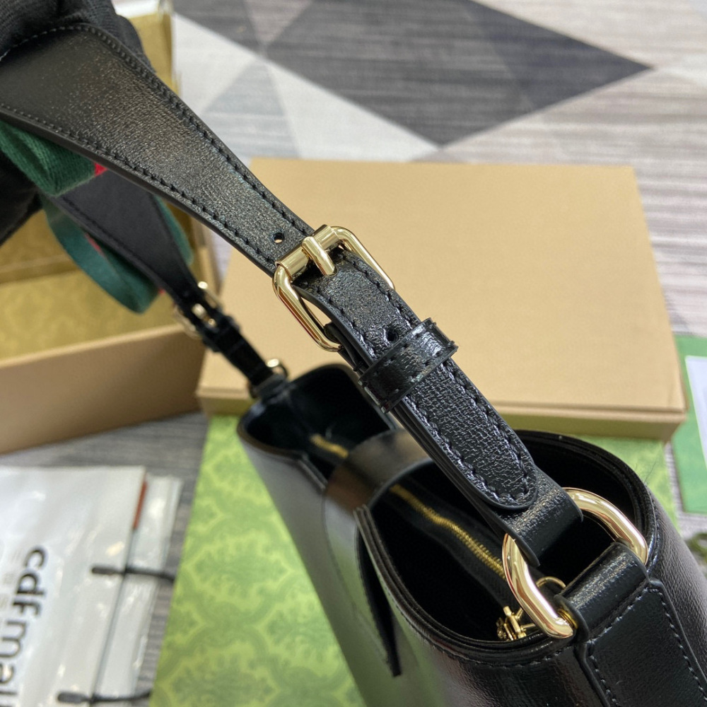 Gucci bucket