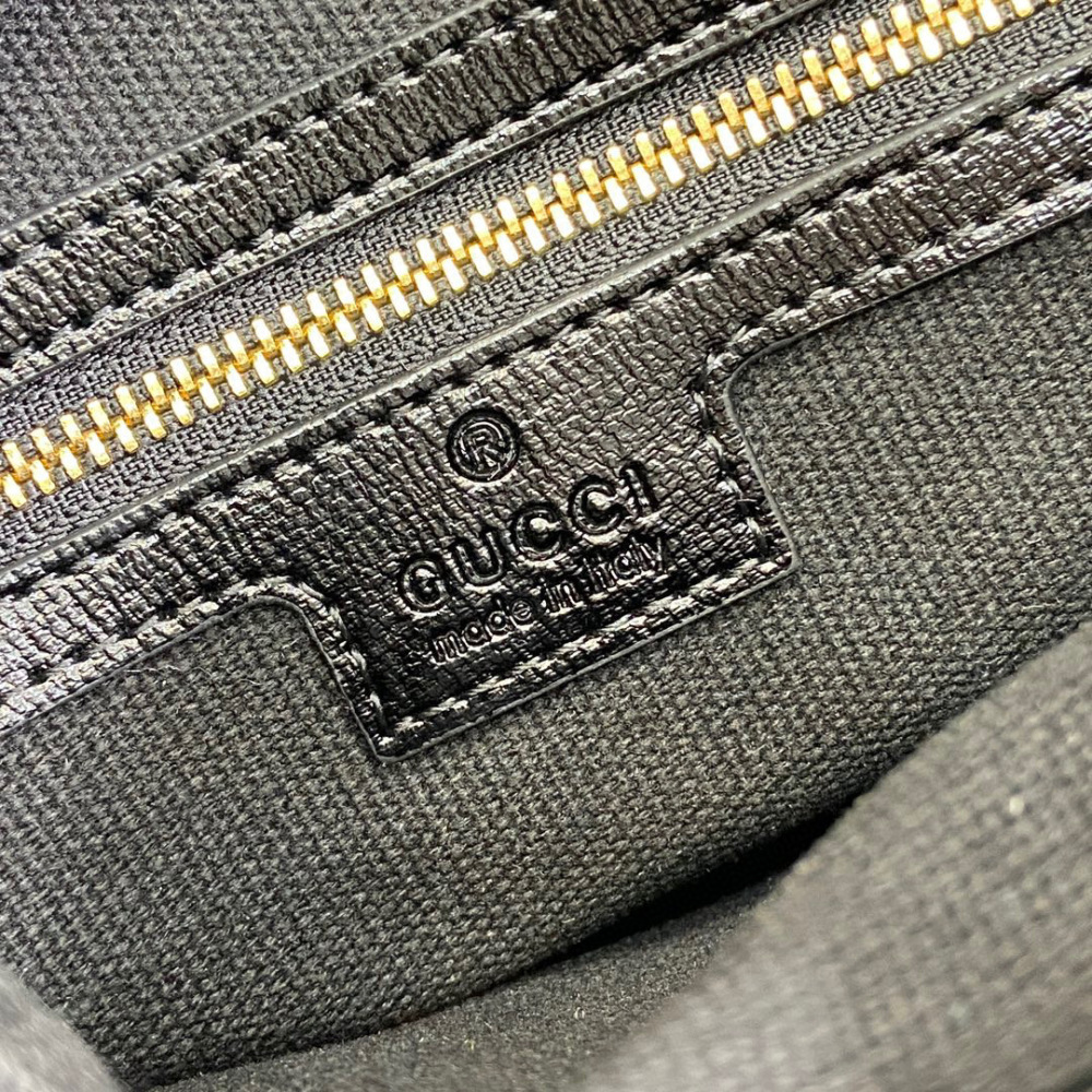 Gucci bucket
