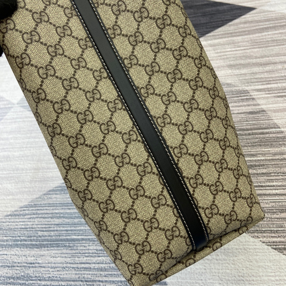 Gucci Emblem Large tote bag