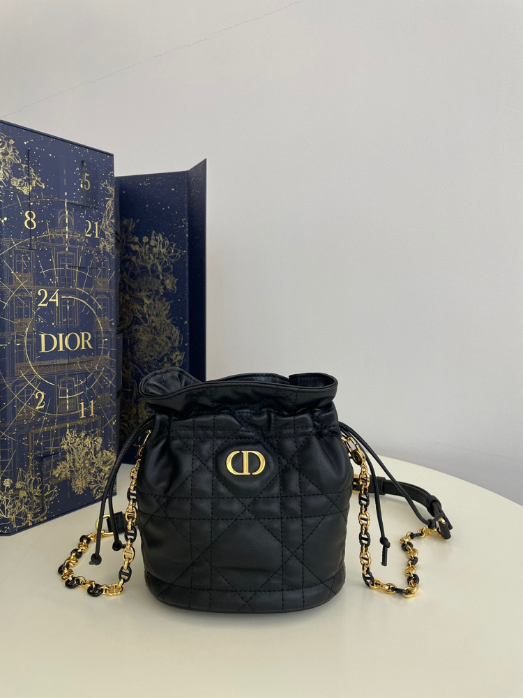 Dior Miss caro bucket