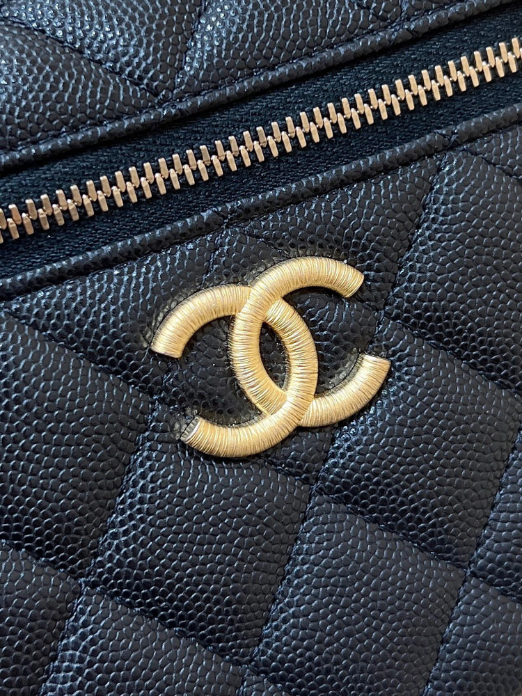 (cc) Chanel 25p Lp Box