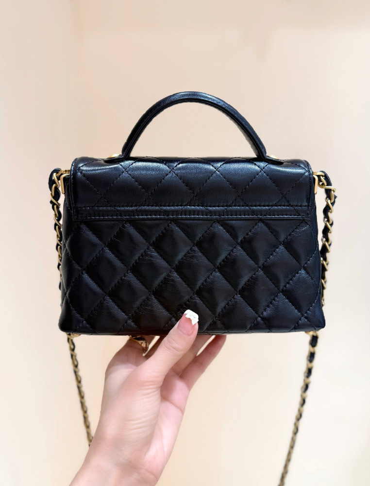 (cc) chanel 25P kelly