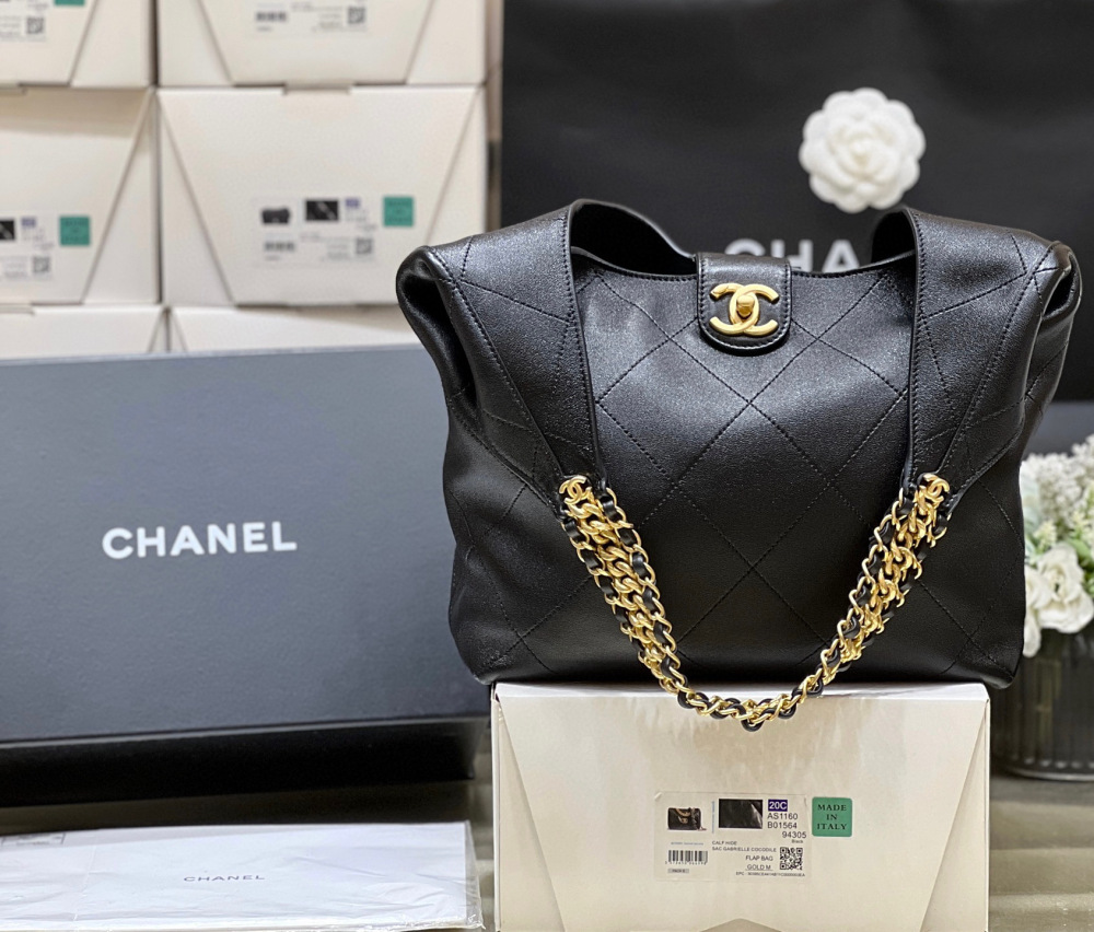(cc) Chanel 25p Hobo medium