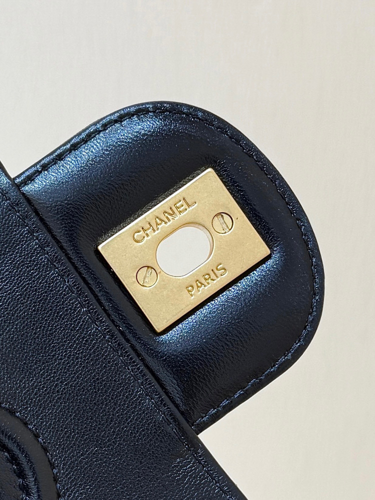 (cc) chanel 25P kelly