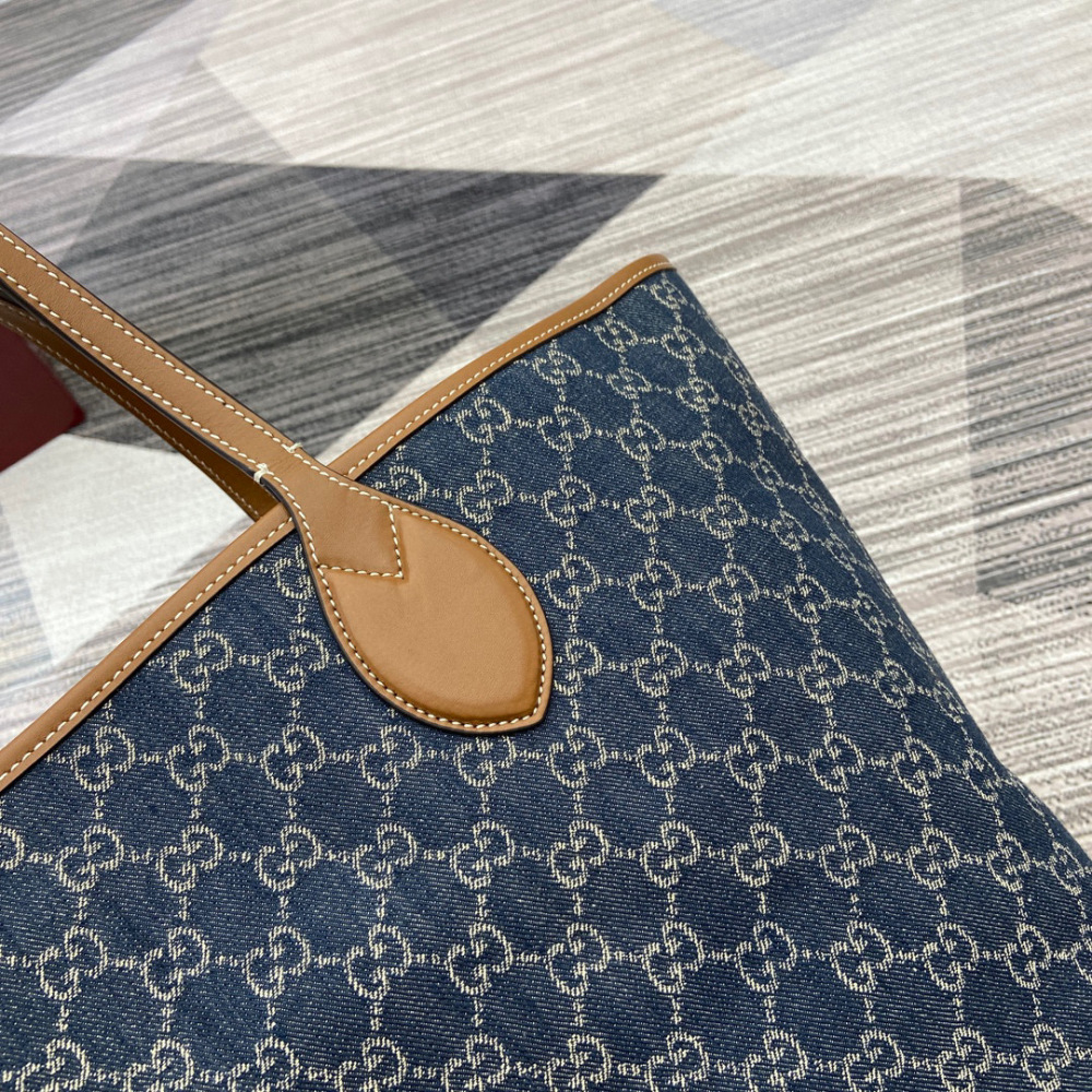 Gucci Totissima tote bag medium