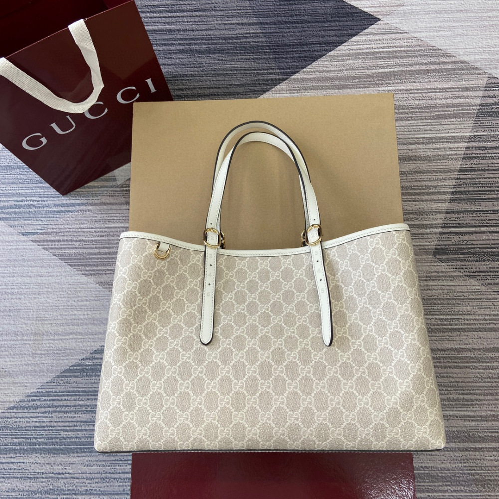 Gucci Emblem Large tote bag