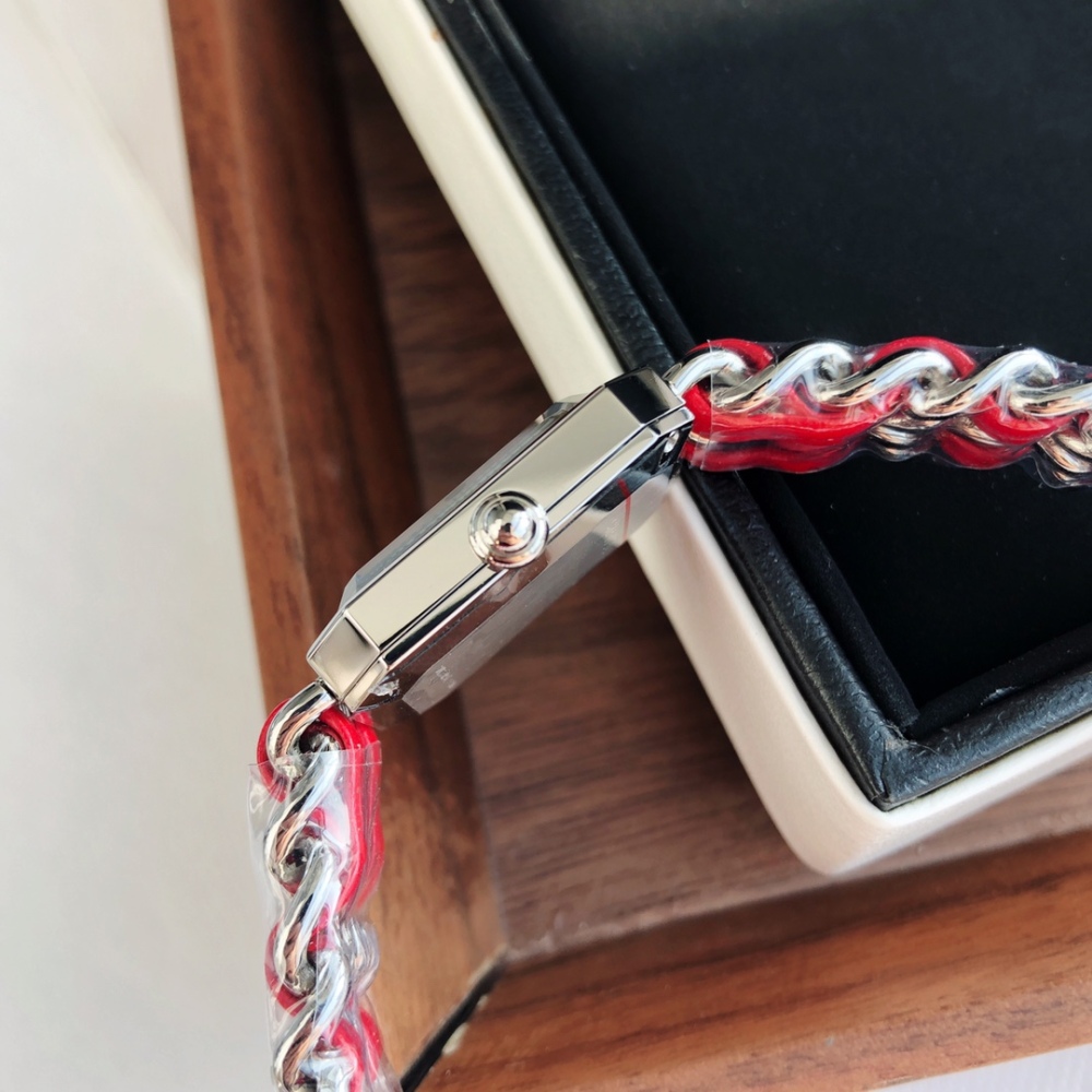 CHANEL PREMIÈRE ROCK