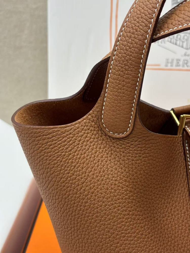 （Physical picture）Hermes picotin 18