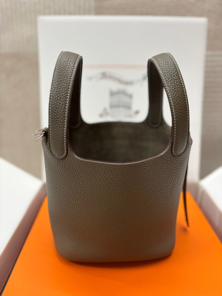 （Physical picture）Hermes picotin 18