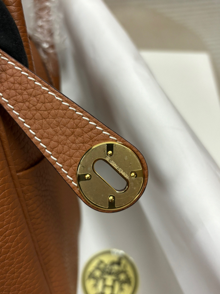 （Physical picture）Hermes Lindy26