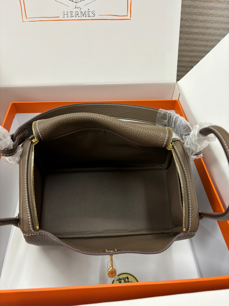 （Physical picture）Hermes Lindy26